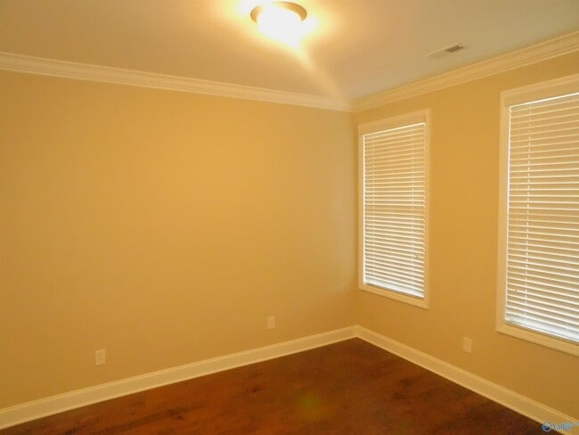 Building Photo - 2111 Milk Run Trl SW