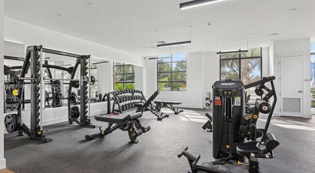 Building Photo - 4465 Griffin Rd