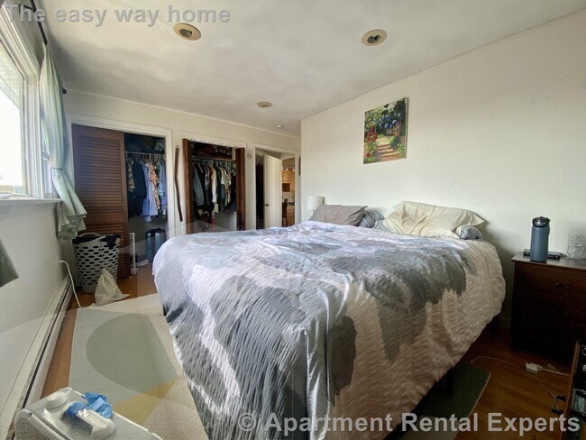 Building Photo - 87 Summer St