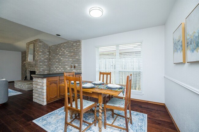 Building Photo - 12410 Pantano Drive