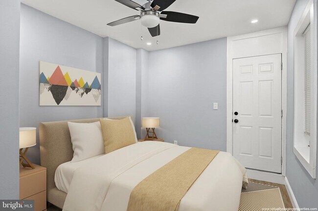 Building Photo - 2112 Eastern Ave