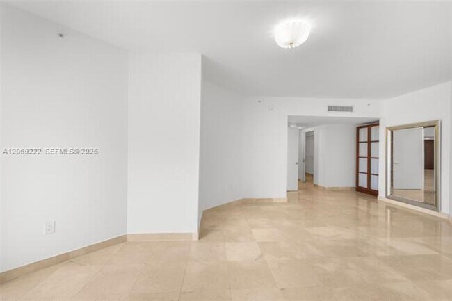 Building Photo - 9559 Collins Ave