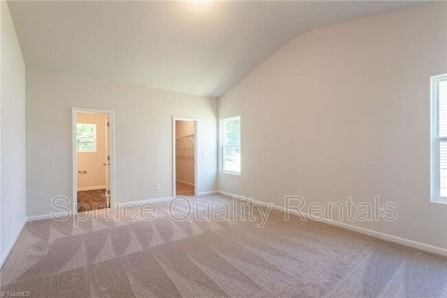 Building Photo - 2237 Balmore Ave