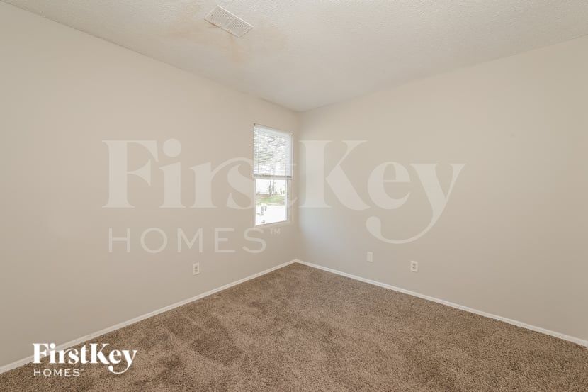 Building Photo - 6249 Creekford Ln