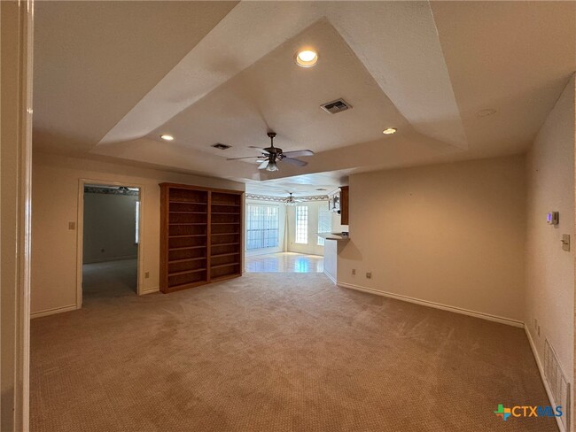 Building Photo - 1530 Eastridge Pkwy