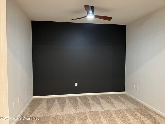 Building Photo - 620 Remington Green Dr SE