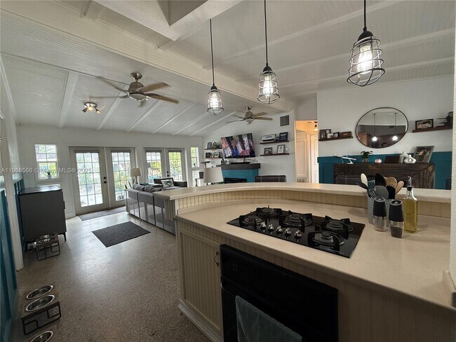 Building Photo - 2524 Key Largo Ln