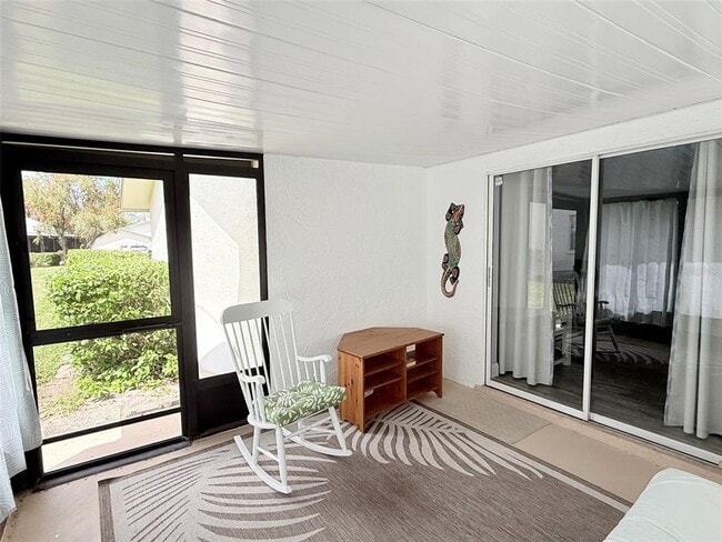 Building Photo - 3357 38th St S