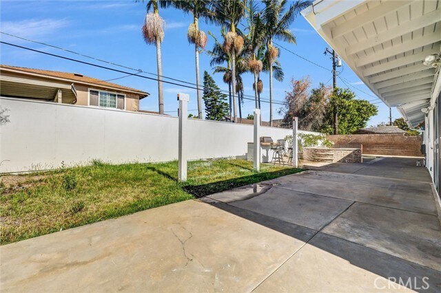 Building Photo - 2751 San Carlos Ln
