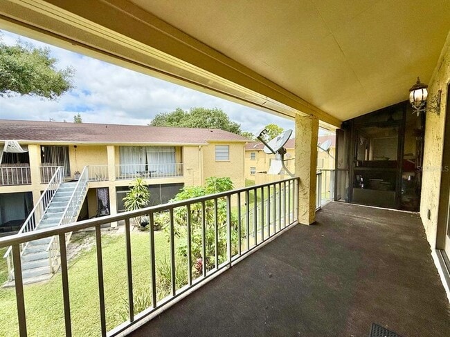 Building Photo - 7612 Camarina Calle