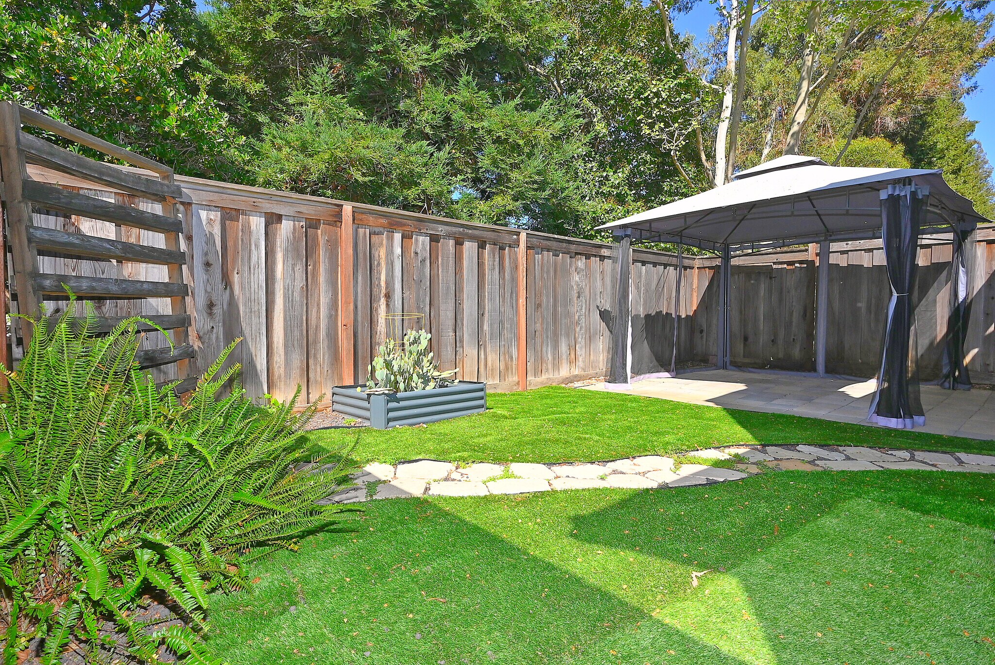 Building Photo - 200 Powhattan Ct