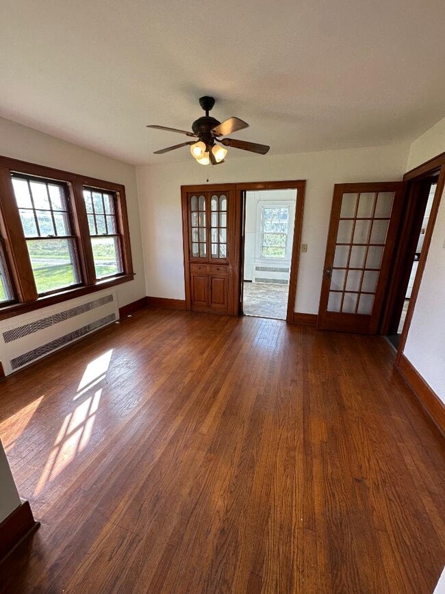 Building Photo - 2079 US-9W