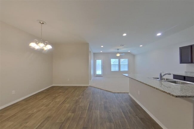 Building Photo - 1016 Adler Way