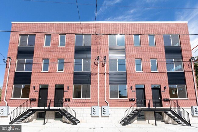 Building Photo - 505 W Norris St
