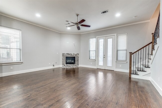 Building Photo - 4323 Dickason Ave