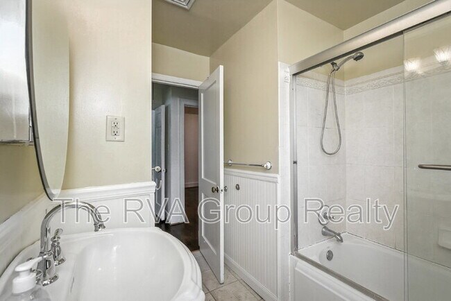Building Photo - 13141 Overhill Dr
