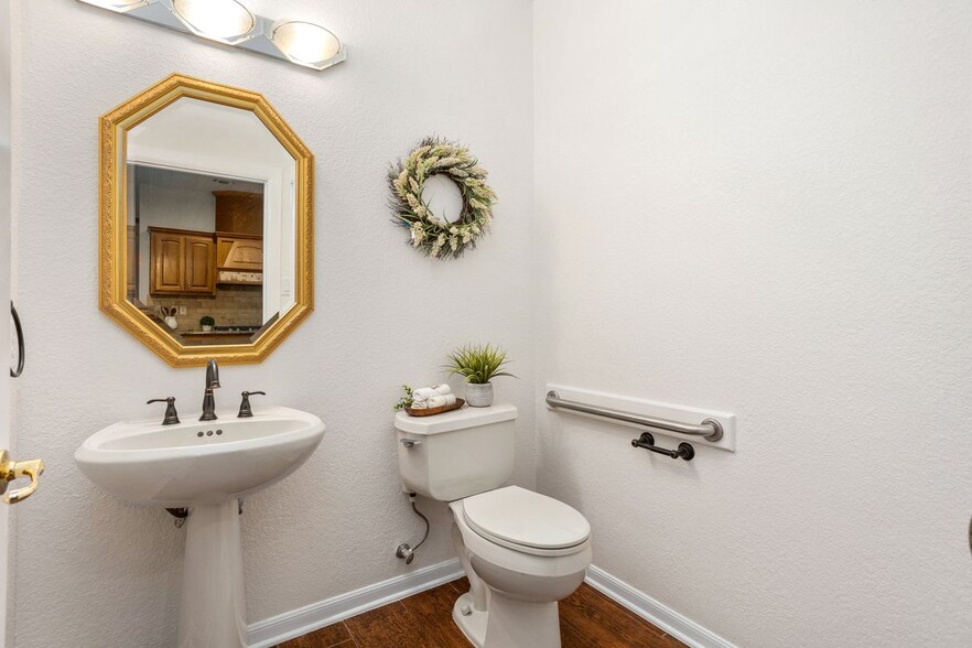 Building Photo - 3411 Nightfall