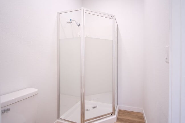 Building Photo - Perfect multi-family property! A 3-bed, 2-bath home for $2,300, plus a separate NEVER LIVED IN in...