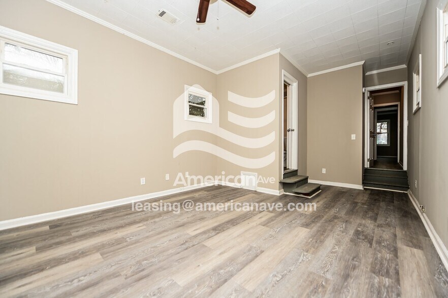 Building Photo - 415 Chamlee Dr