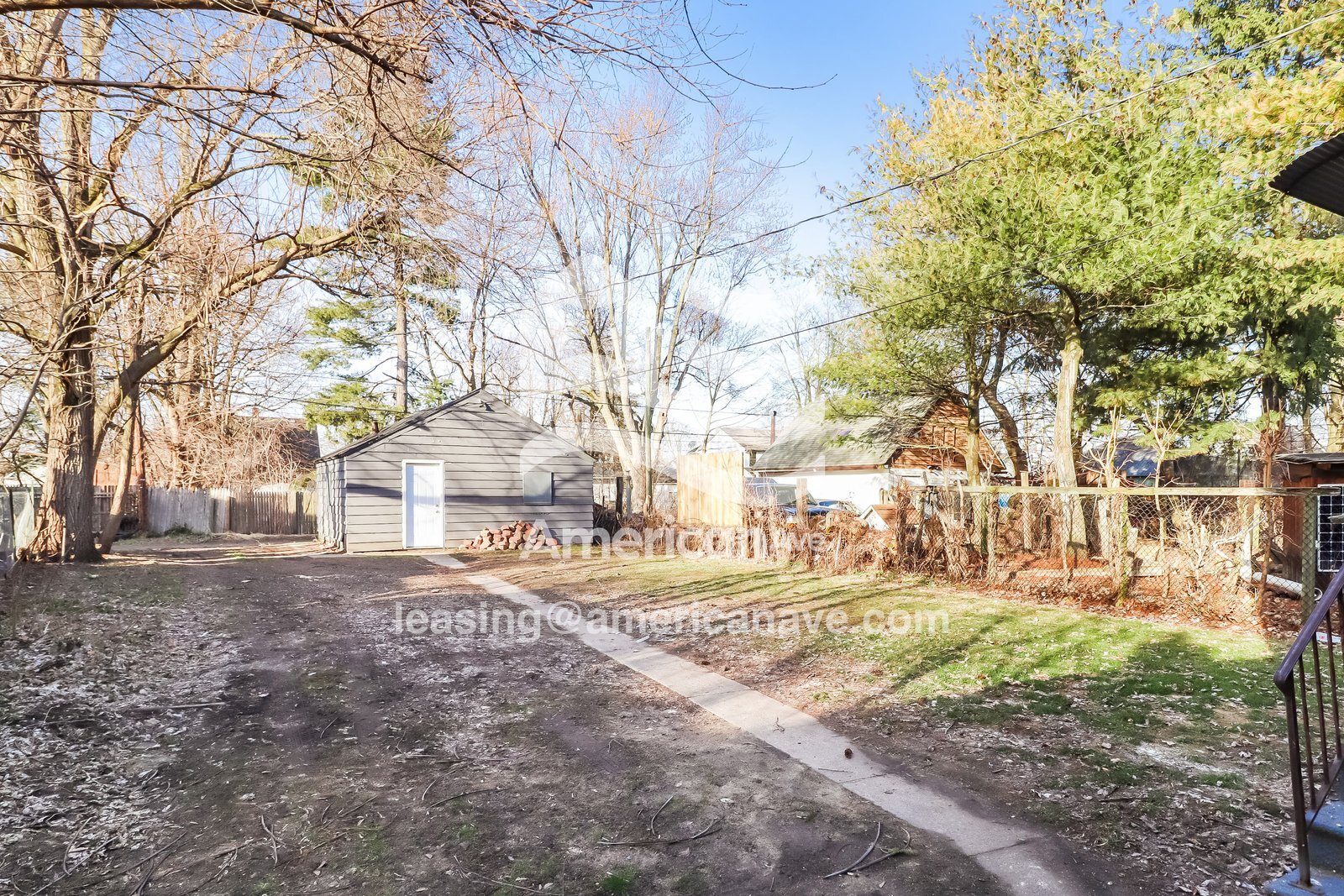 Building Photo - 711 Haney Ave