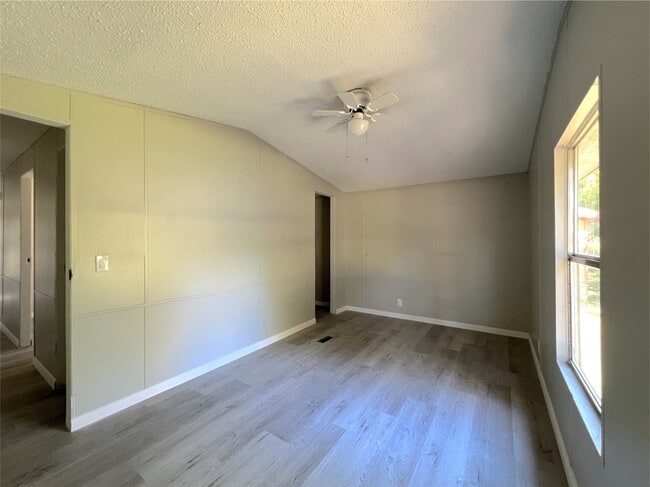 Building Photo - 2519 Riceflower Dr