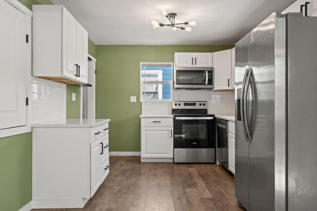 Building Photo - 1914 N Euclid Ave