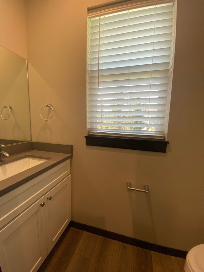 Building Photo - 4310-4312 N Centennial Ln