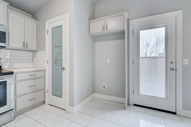 Building Photo - 2809 Frost Ln