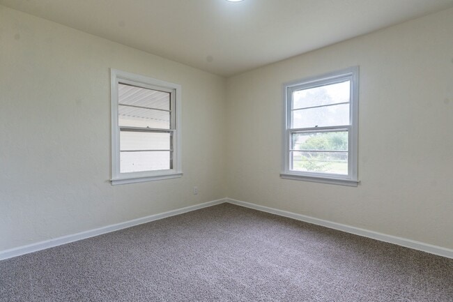 Building Photo - Moore Rent to Own Home!