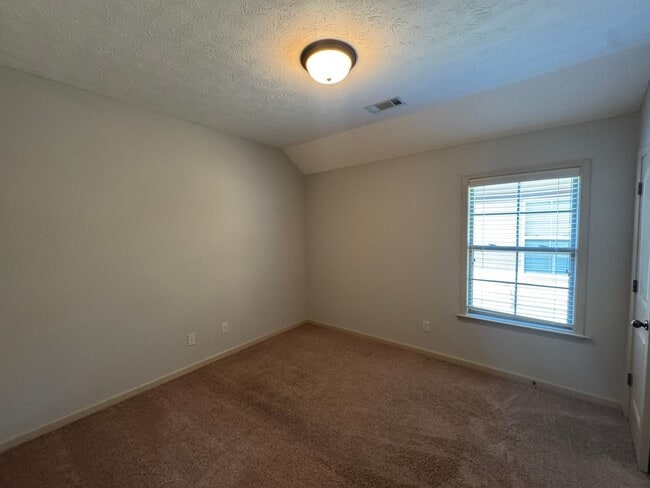 Building Photo - Pike Road Home