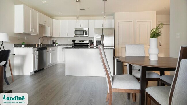 Building Photo - 2 Trl Run