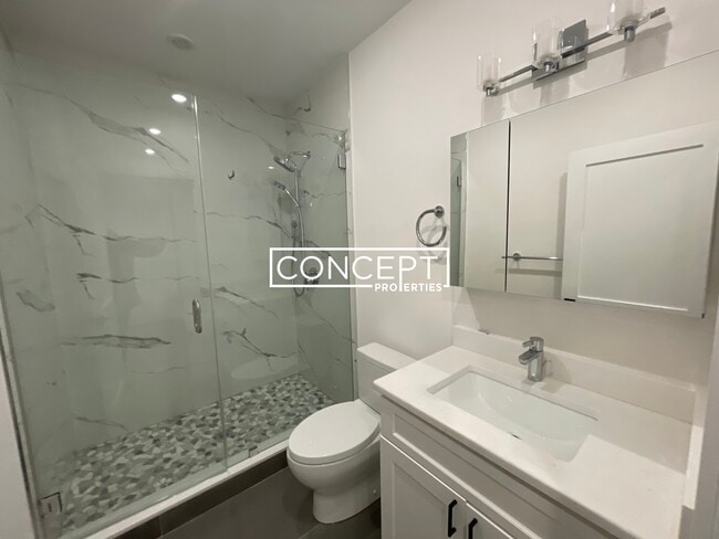 Building Photo - 47 Englewood Ave