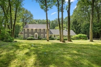 Building Photo - 188 Country Dr