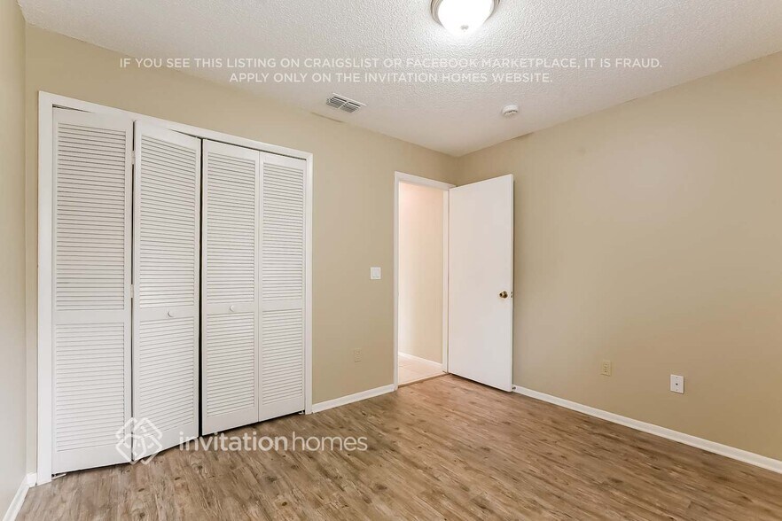 Building Photo - 282 Lake Doe Blvd