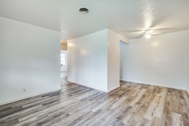 Building Photo - Charming Irving Home with Fenced Backyard & Pet-Friendly Living