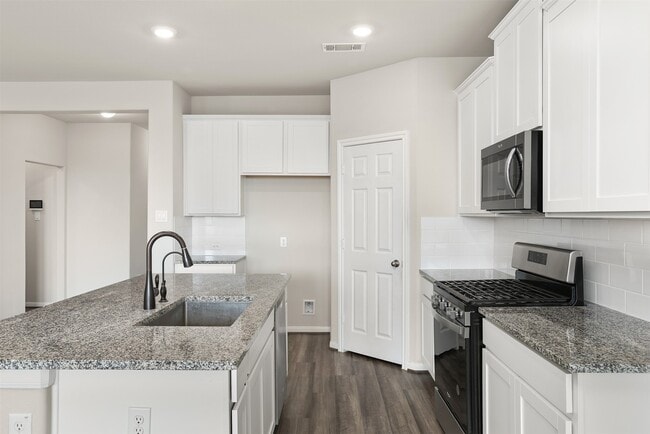 Building Photo - 13401 Emerald Mallard Dr