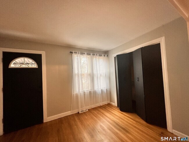 Building Photo - 74 Mt Pleasant St