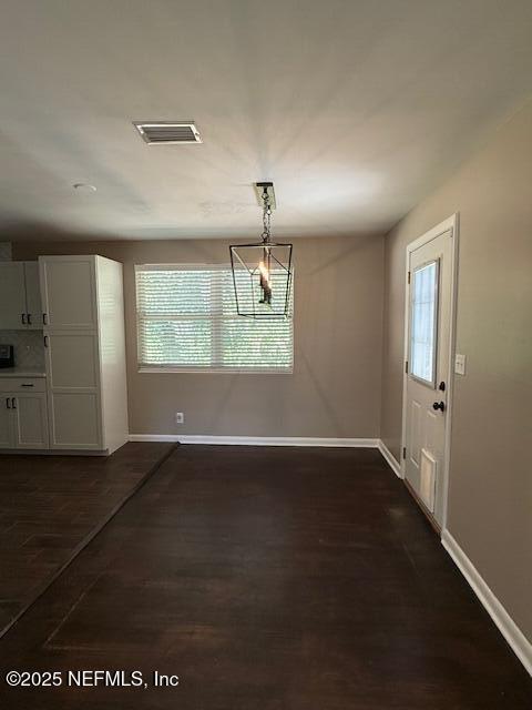 Building Photo - 2819 Robinette Dr