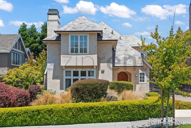 Primary Photo - 1320 Drake Ave