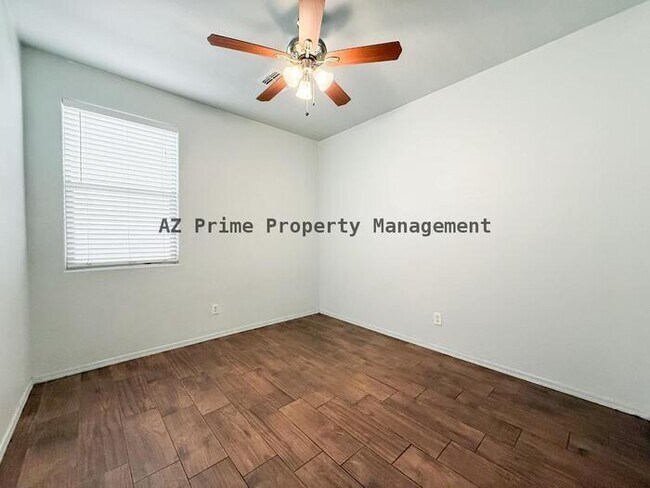 Building Photo - 6919 S 37th Glen