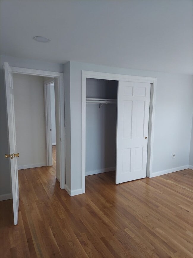 Building Photo - 435 MA-28