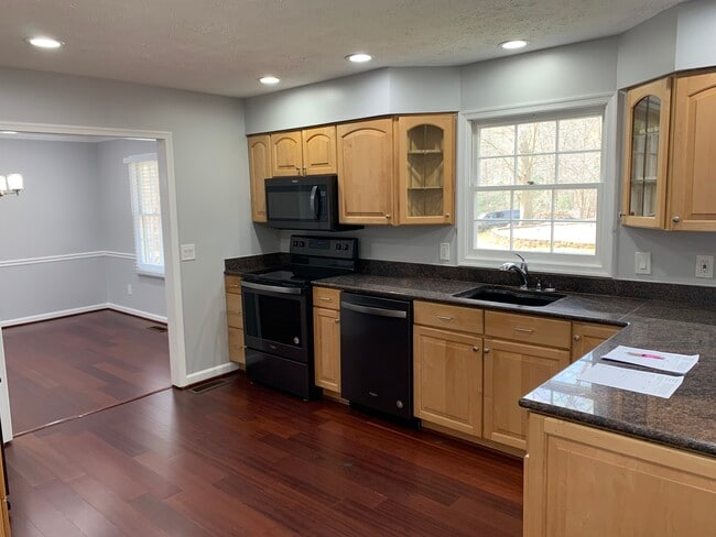 Building Photo - 11912 Millpond Ct