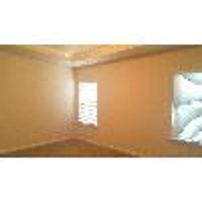 Building Photo - 204 Ashmore Ln