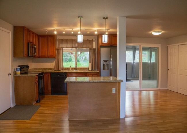 Building Photo - A Charming 3-Bedroom Rambler!