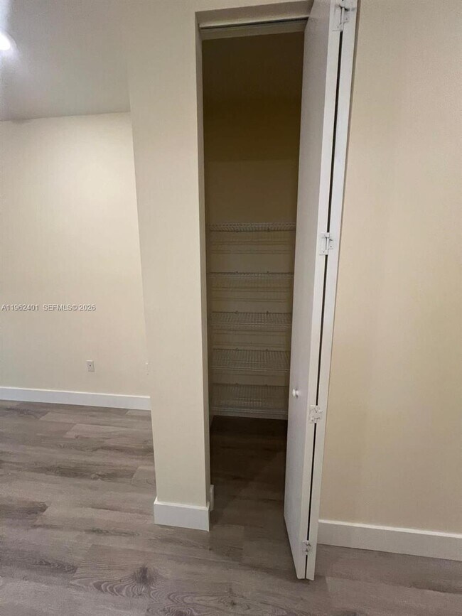 Building Photo - 6416 NW 102nd Ct