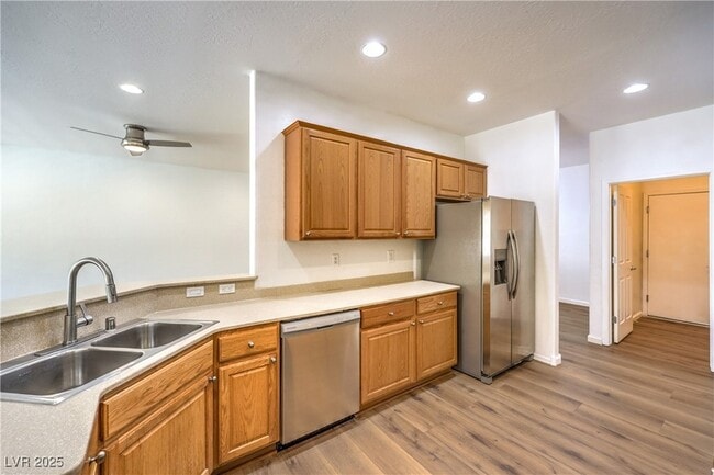Building Photo - 2535 Jada Dr