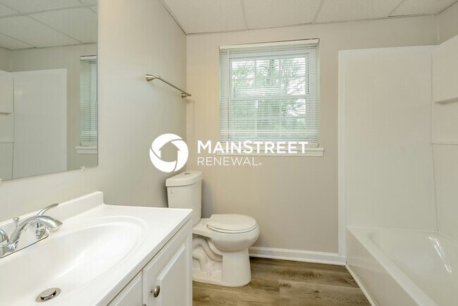 Building Photo - 4 Bedroom Pet-Friendly Home in moody, AL with Main Street Renewal