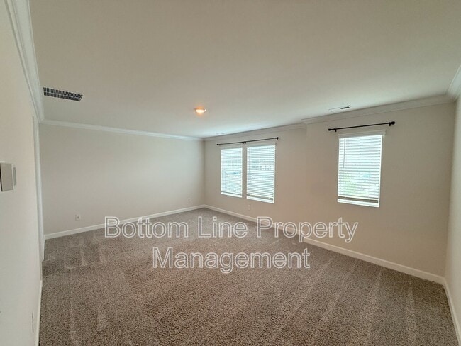 Building Photo - 629 Cranford Dr