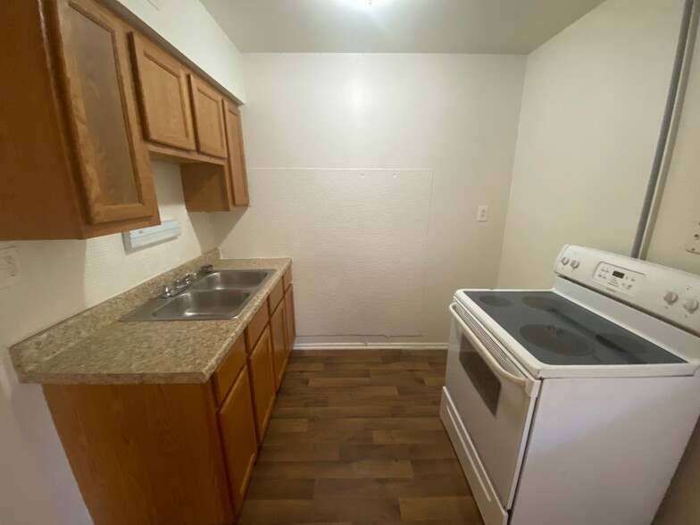Building Photo - 2408 Williams Creek Rd