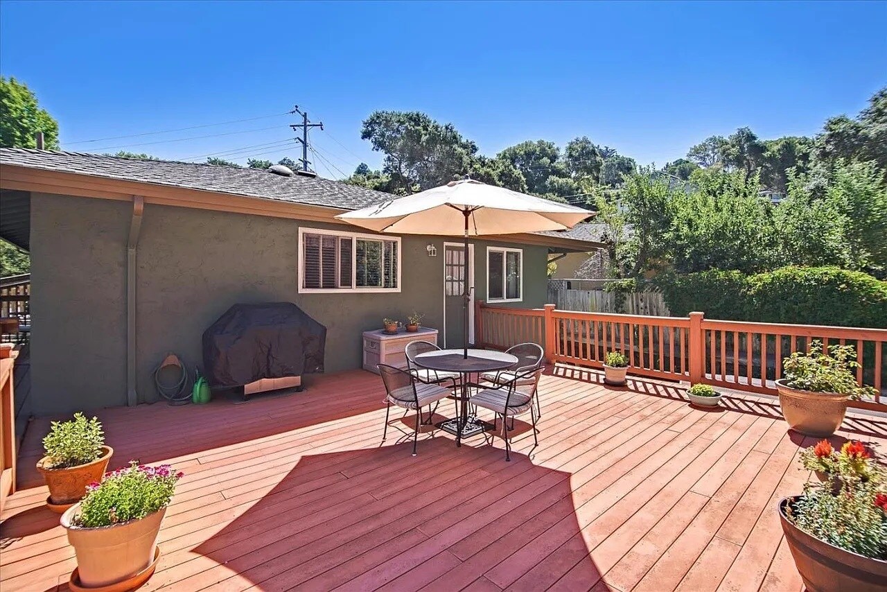 Building Photo - 416 Sherman Dr